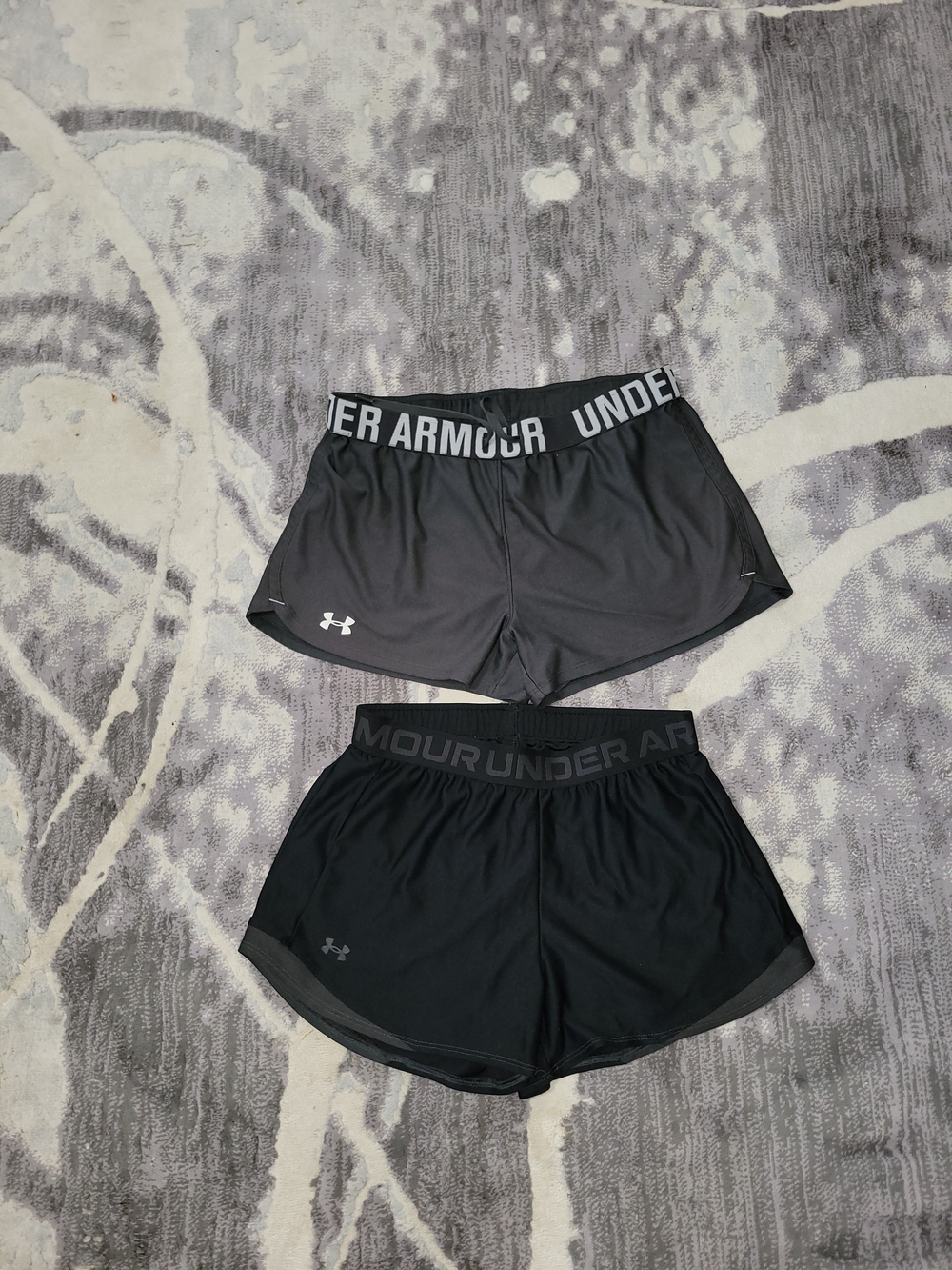 Under Armour Women's Black Performance Shorts - Double Pack Size S